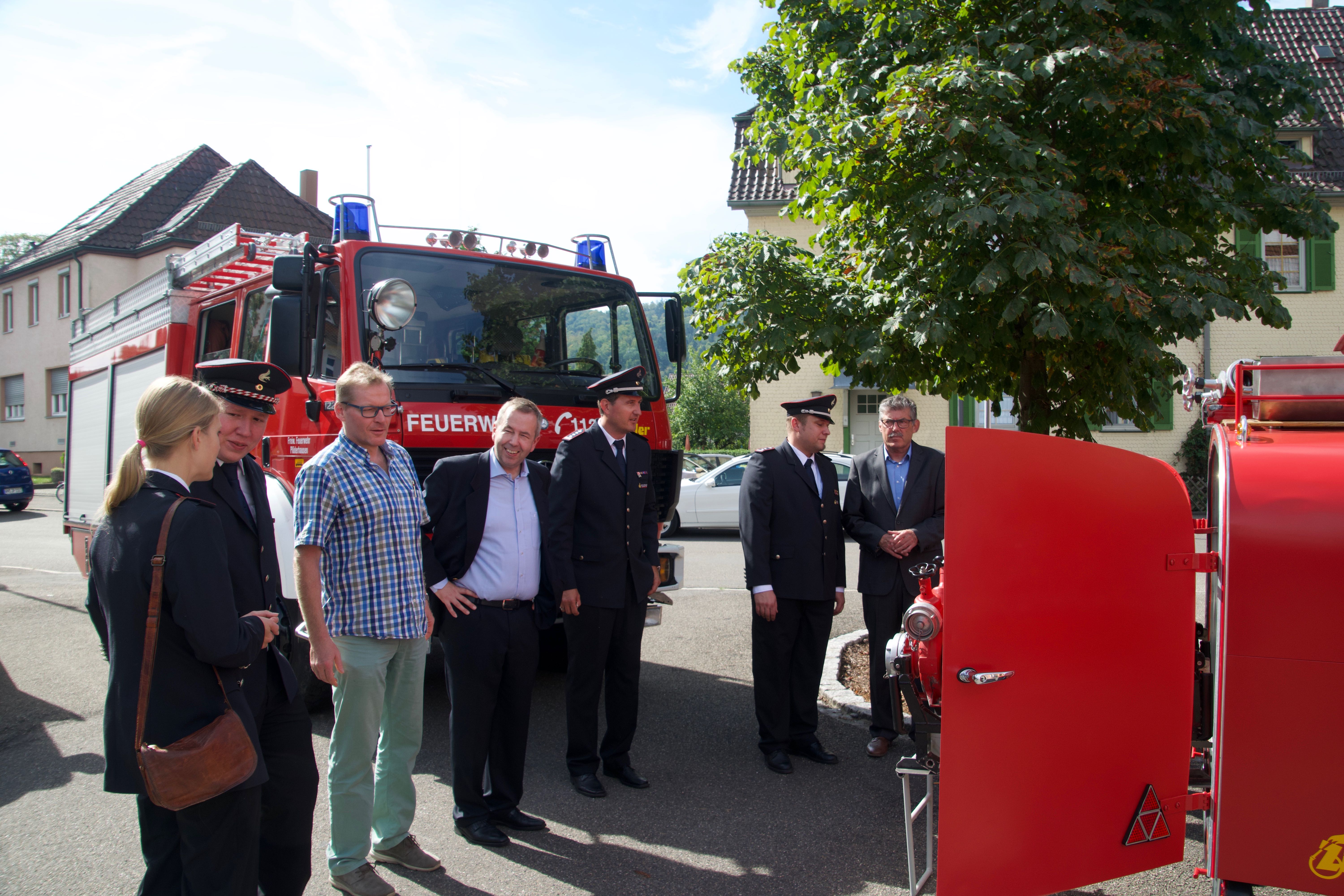 Feierstunde zur Indienststellung des neuen TSA und dessen Garage - FF